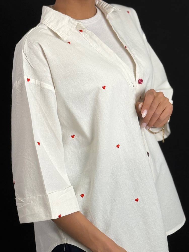 شومیز سفید گلدوزی قلبی